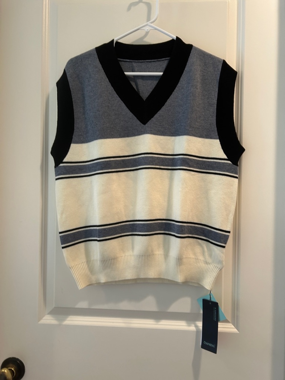 CCSPRING Boxy Striped V-Neck Knit Sweater Vest in Navy,Grayish Blue&Cream size L